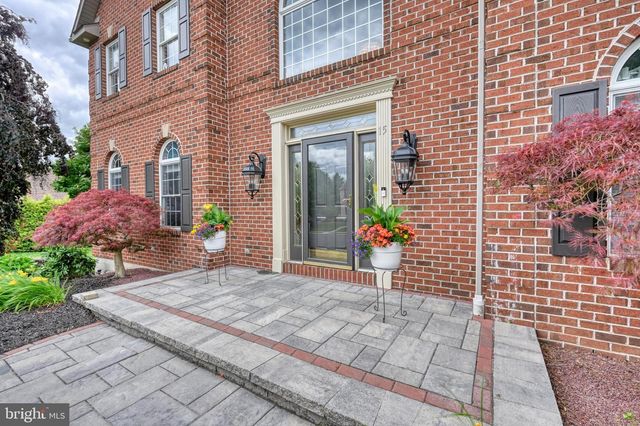 15 LAURA CT, Reading, PA 19608