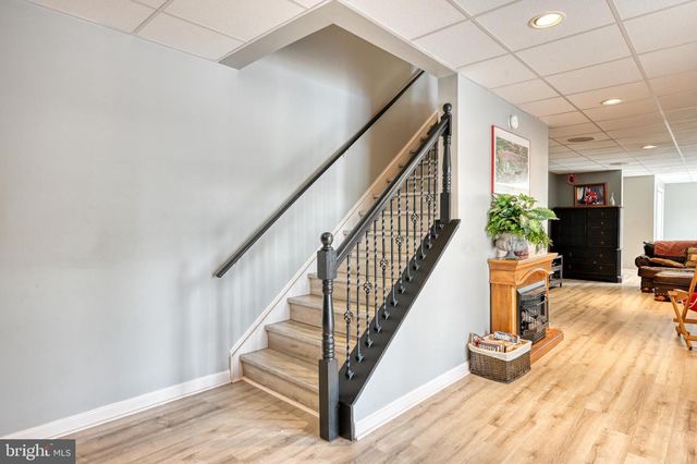 15 LAURA CT, Reading, PA 19608