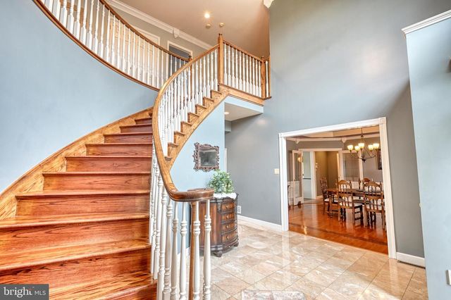 15 LAURA CT, Reading, PA 19608