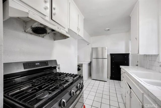 304 N Susan A and B, Santa Ana, CA 92703