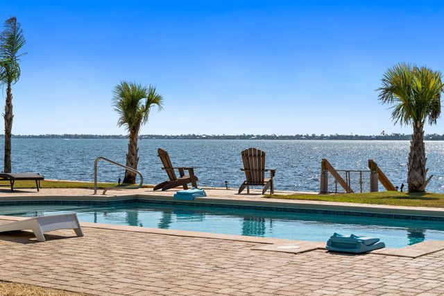 6417 Dolphin Shores Drive, Panama City Beach, FL 32407
