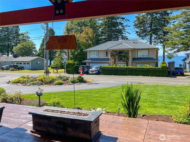 6968 Birch Bay Dr., Blaine, WA 98230