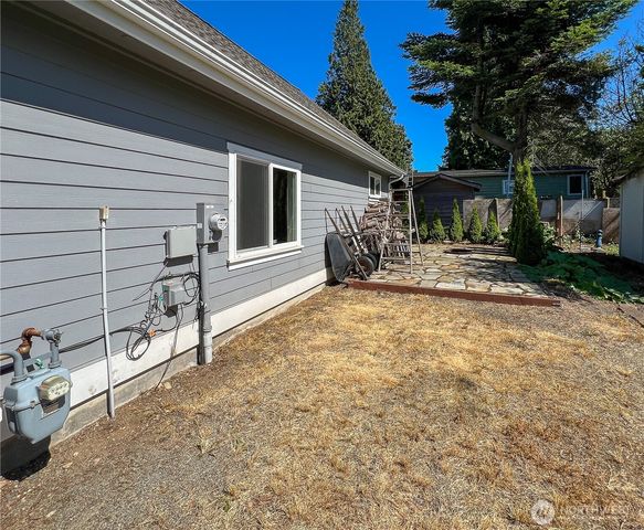 6968 Birch Bay Dr., Blaine, WA 98230