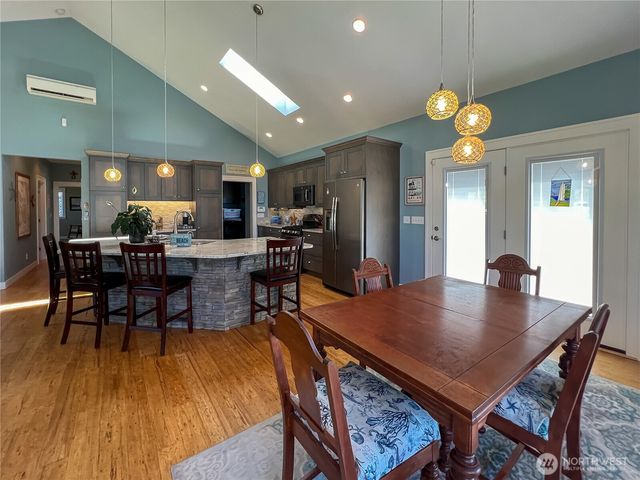 6968 Birch Bay Dr., Blaine, WA 98230