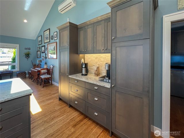 6968 Birch Bay Dr., Blaine, WA 98230