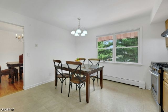 198 Scharer Ave, Northvale Boro, NJ 07647