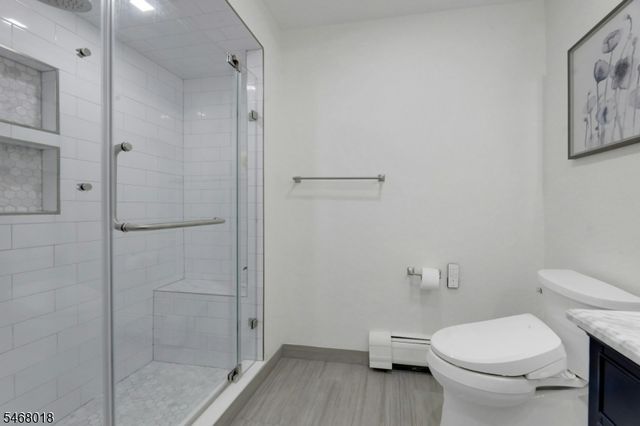 198 Scharer Ave, Northvale Boro, NJ 07647