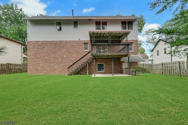 198 Scharer Ave, Northvale Boro, NJ 07647