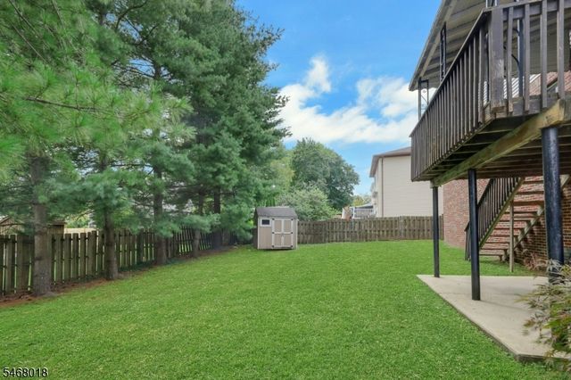 198 Scharer Ave, Northvale Boro, NJ 07647