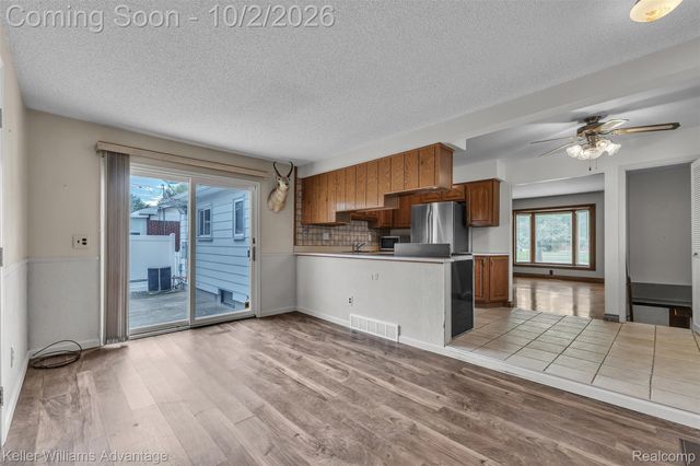 14815 Maywood Street, Southgate, MI 48195