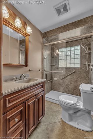 14815 Maywood Street, Southgate, MI 48195