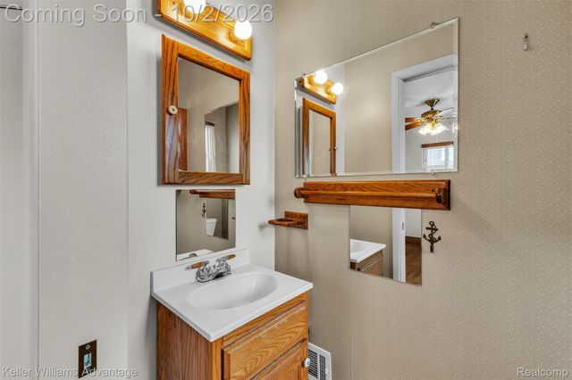 14815 Maywood Street, Southgate, MI 48195