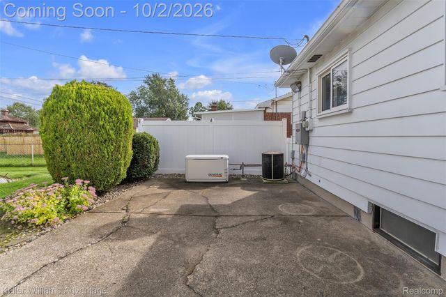 14815 Maywood Street, Southgate, MI 48195