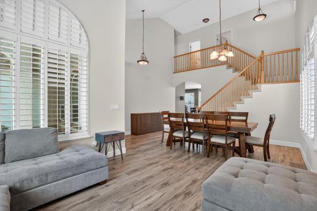 2641 Babson Dr, Elk Grove, CA 95758