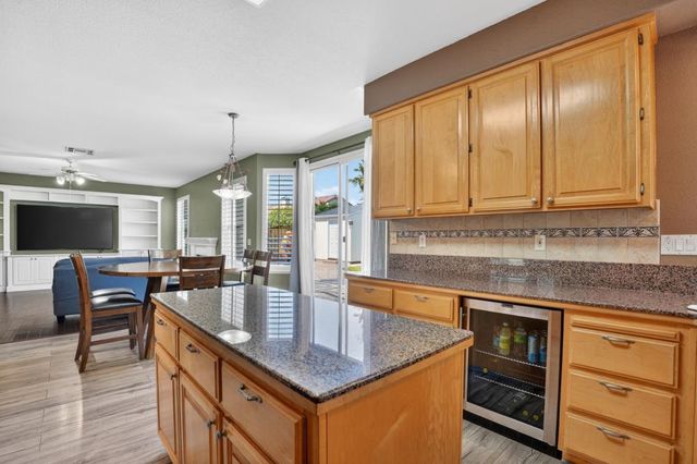 2641 Babson Dr, Elk Grove, CA 95758
