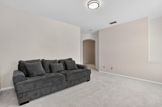 2641 Babson Dr, Elk Grove, CA 95758