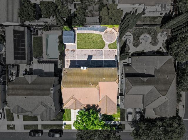 2641 Babson Dr, Elk Grove, CA 95758