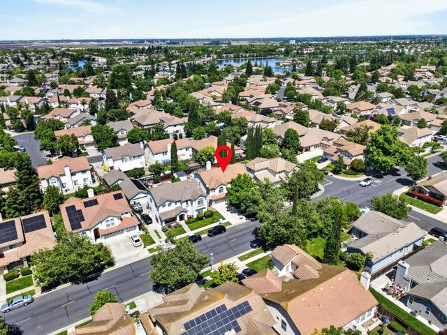 2641 Babson Dr, Elk Grove, CA 95758