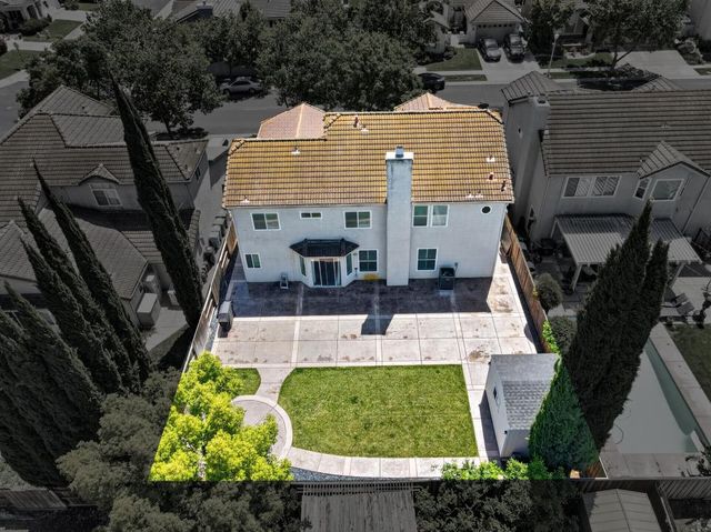 2641 Babson Dr, Elk Grove, CA 95758