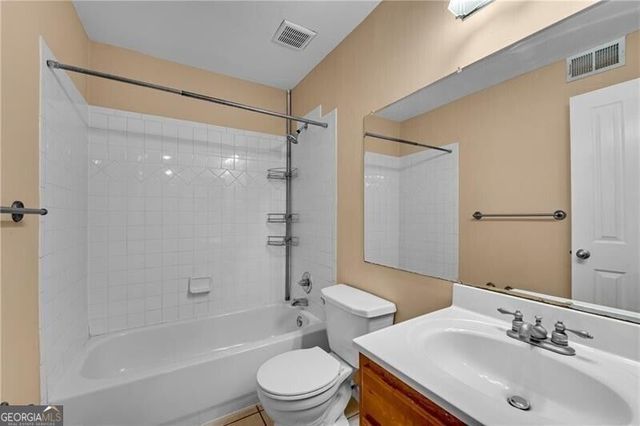 6940 Roswell Road F2, Sandy Springs, GA 30328