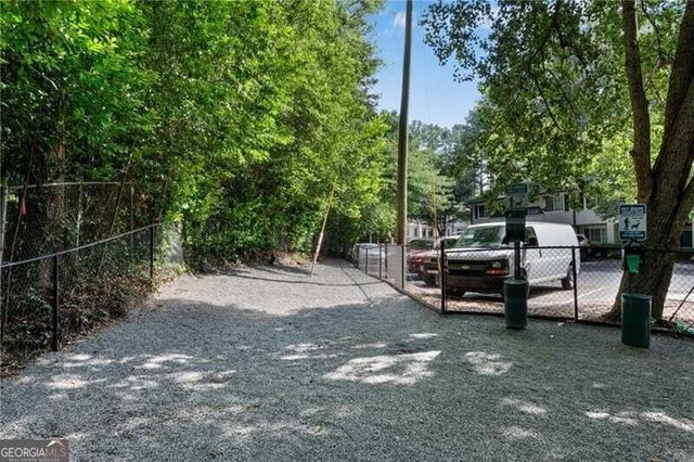 6940 Roswell Road F2, Sandy Springs, GA 30328