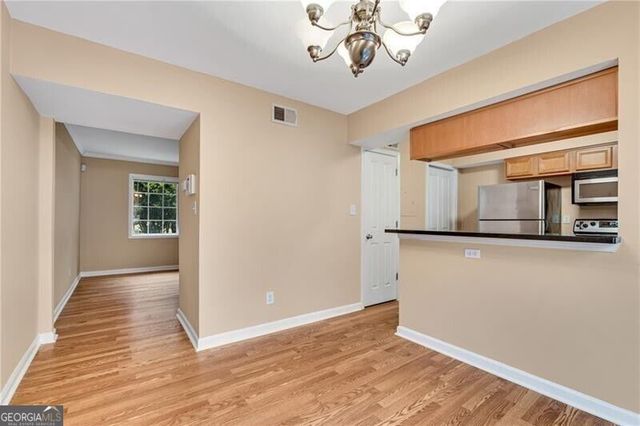 6940 Roswell Road F2, Sandy Springs, GA 30328