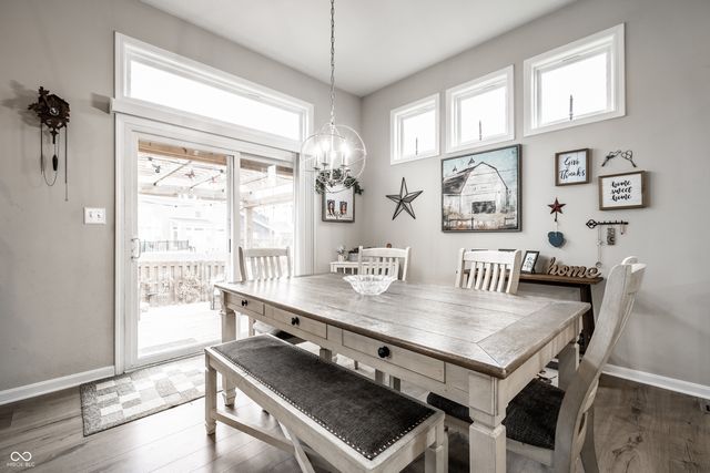 1400 W Springhurst Boulevard, Greenfield, IN 46140