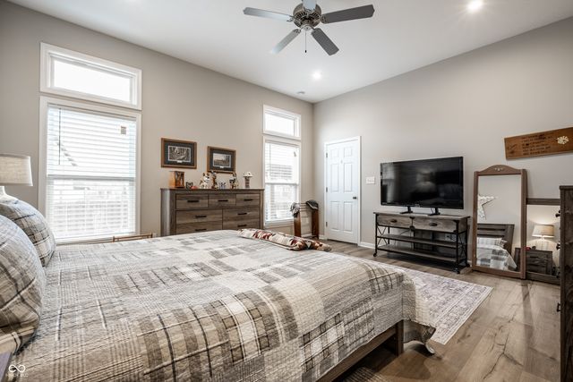 1400 W Springhurst Boulevard, Greenfield, IN 46140