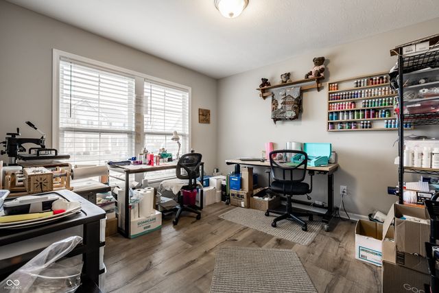 1400 W Springhurst Boulevard, Greenfield, IN 46140