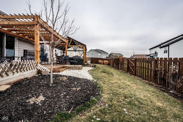 1400 W Springhurst Boulevard, Greenfield, IN 46140