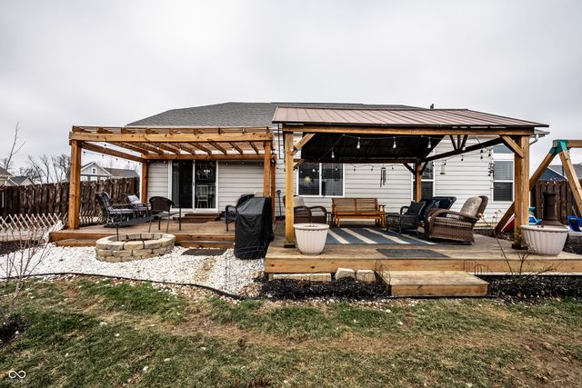 1400 W Springhurst Boulevard, Greenfield, IN 46140