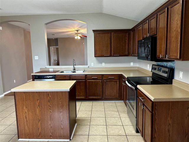 114 Mossy Rock CV, Hutto, TX 78634