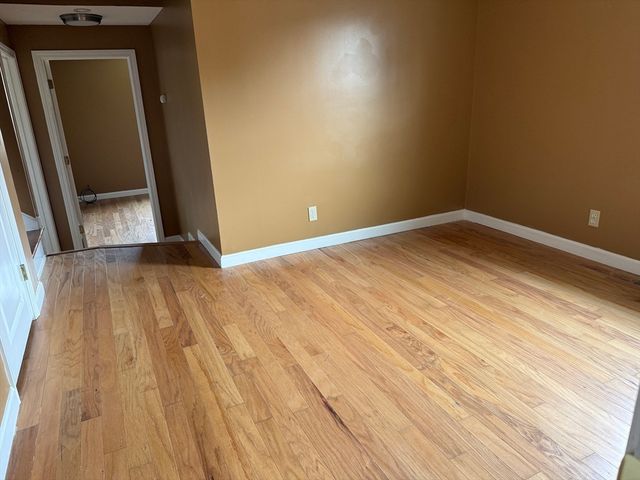 40 Wamsutta Ave., Acushnet, MA 02743