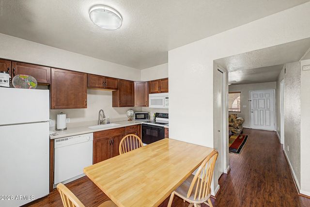 510 W UNIVERSITY Drive 202, Tempe, AZ 85281