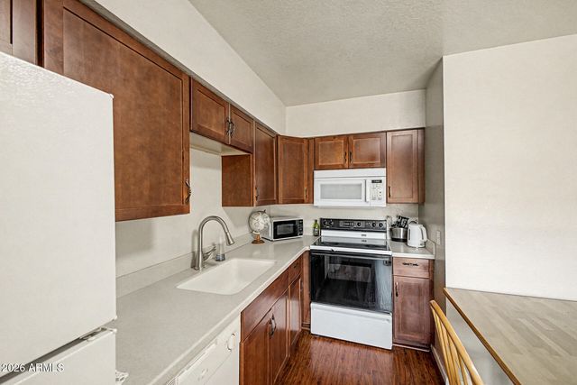 510 W UNIVERSITY Drive 202, Tempe, AZ 85281