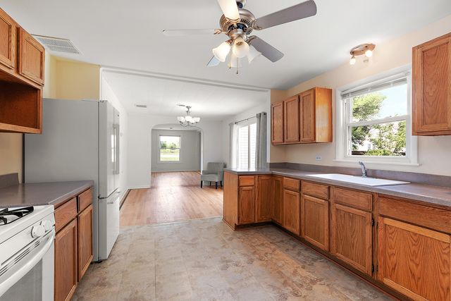 18145 Harlem Avenue, Tinley Park, IL 60477