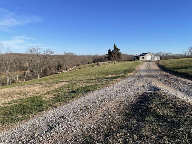 1633 Jessie James Road, Pineville, MO 64856