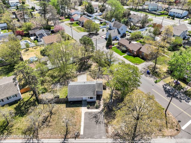 838 Maple Avenue, Brick, NJ 08724