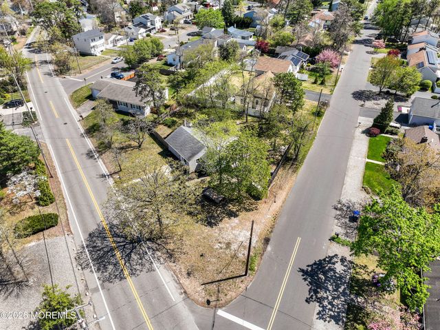 838 Maple Avenue, Brick, NJ 08724