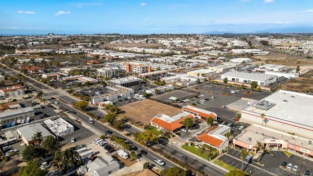 880 W San Marcos Blvd, San Marcos, CA 92078