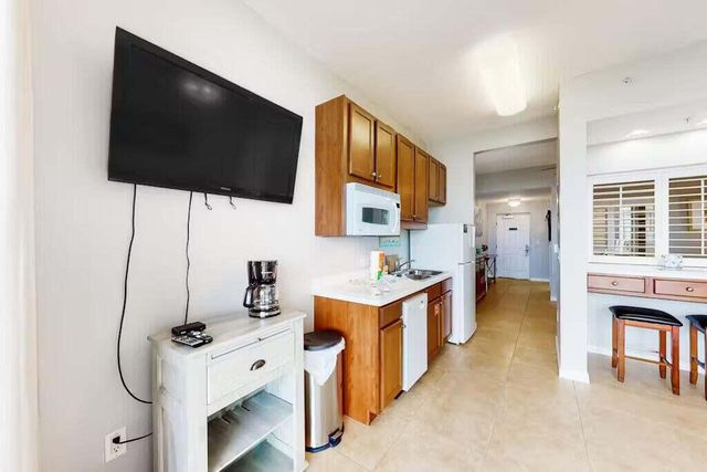 1517 SE Miracle Strip Parkway V402, Fort Walton Beach, FL 32548