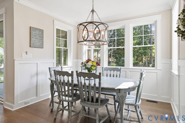 17113 Shoreland Dr, Moseley, VA 23120