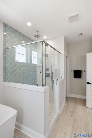 17113 Shoreland Dr, Moseley, VA 23120