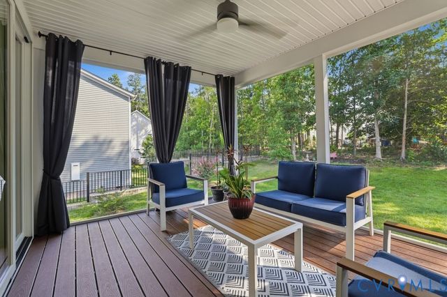 17113 Shoreland Dr, Moseley, VA 23120