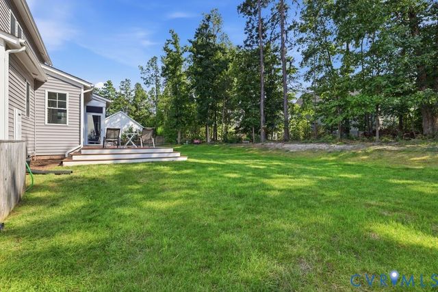 17113 Shoreland Dr, Moseley, VA 23120
