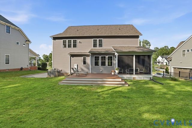 17113 Shoreland Dr, Moseley, VA 23120
