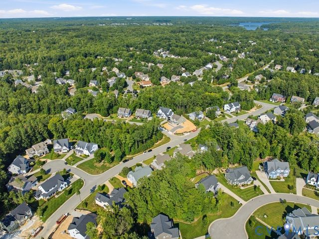 17113 Shoreland Dr, Moseley, VA 23120