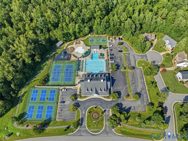 17113 Shoreland Dr, Moseley, VA 23120