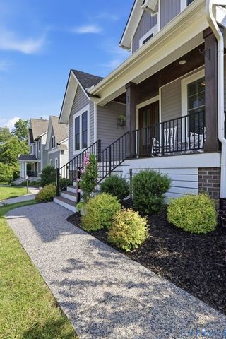 17113 Shoreland Dr, Moseley, VA 23120