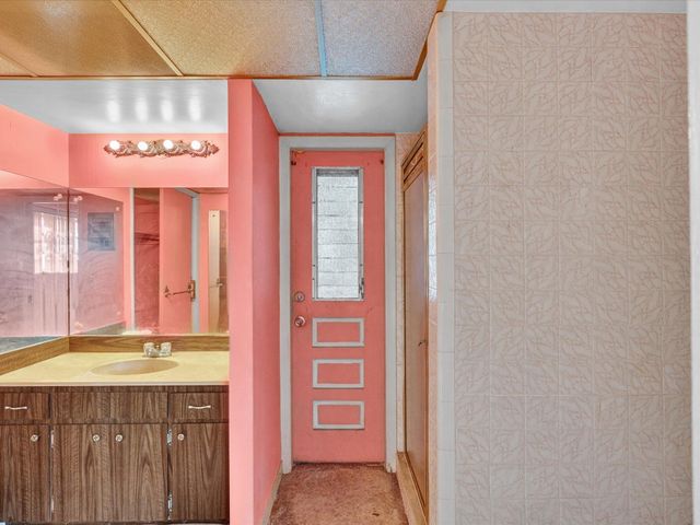 258 SW 8th Street, Dania Beach, FL 33004